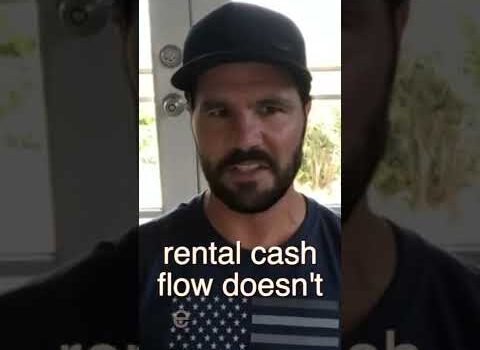 Why I Prefer Flipping Houses Over Owning Rentals #shorts #flippinghouses Why I Prefer Flipping Houses Over Owning Rentals #shorts #flippinghouses