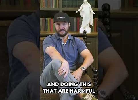 Should You Get Your Real Estate License as an Investor? #shorts Should You Get Your Real Estate License as an Investor? #shorts