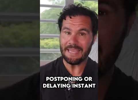 Is Distraction Ruining Your Success? #shorts #mondaymotivation Is Distraction Ruining Your Success? #shorts #mondaymotivation