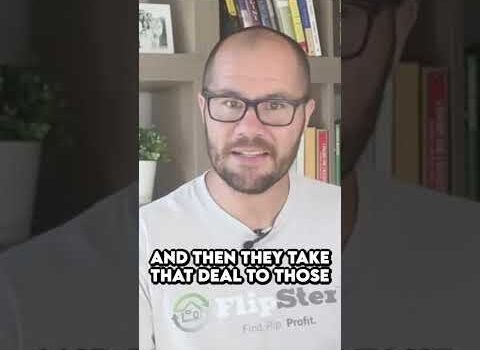 What Is Wholesaling Real Estate and How Does It Work? What Is Wholesaling Real Estate and How Does It Work?